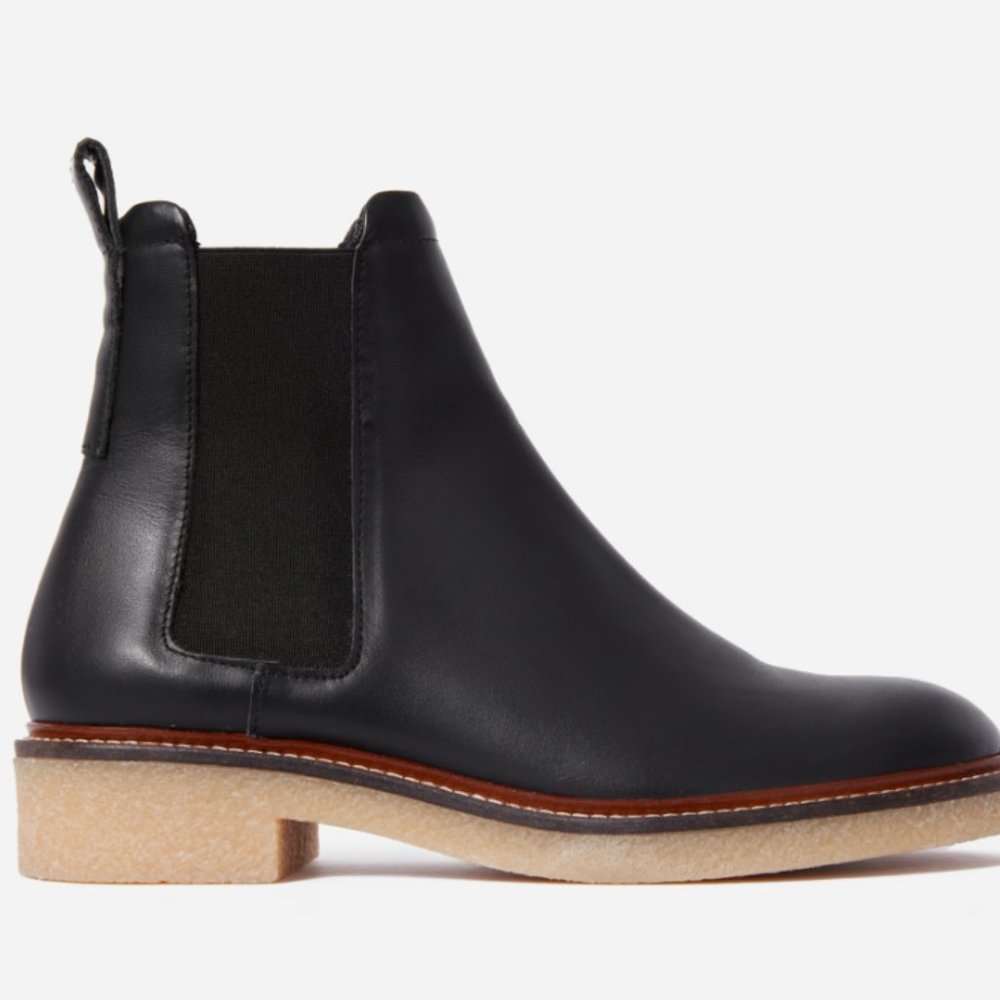 Everlane Leather Chelsea Boot *worn once*
